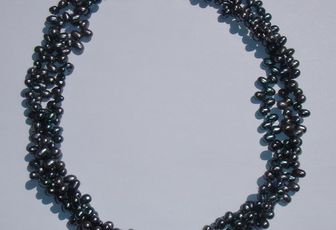 Collier 3 rangs de perles noires