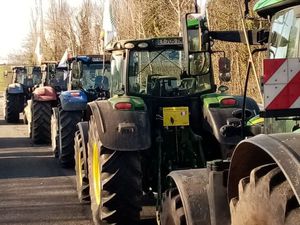 Les tracteurs grondent