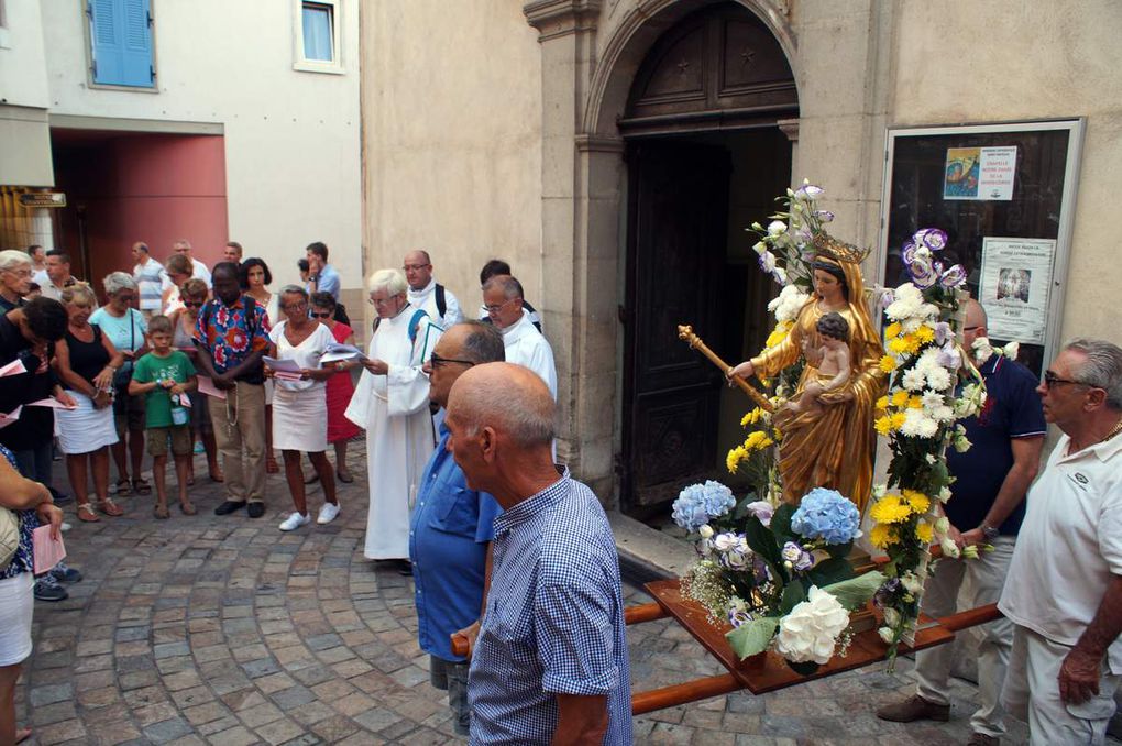 Août : procession et messe de l'Assomption