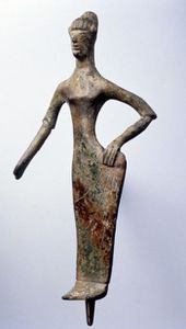 Femme au tutulus, Turan, en bronze.