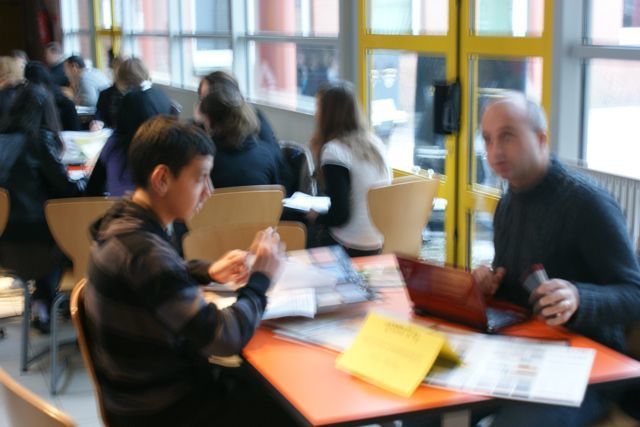 Forum des métiers au Collège Jean Zay d'Escautpont.