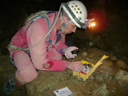 Le monde souterrain, les sorties spéléo...