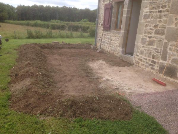 Création d'une terrasse béton - carrelage