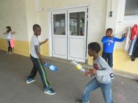 Escrime Bouteilles au CM1
