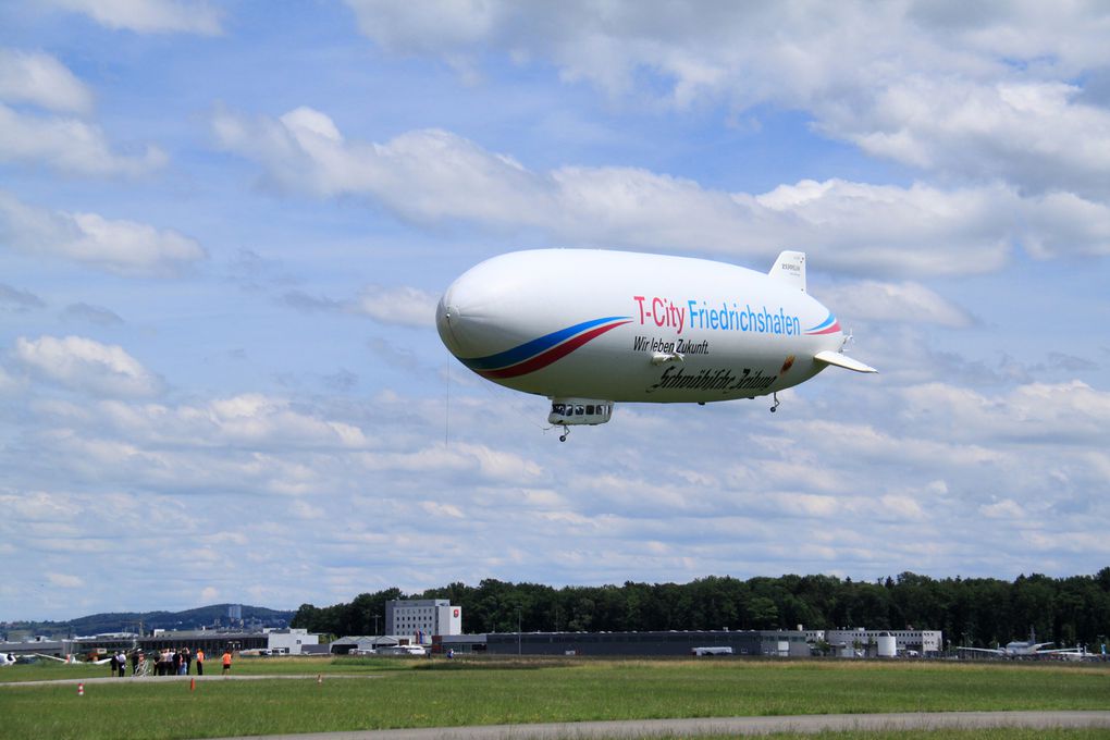 Visite du port de Friedrichshafen et le Zeppelin au bord du Lac de Constance.