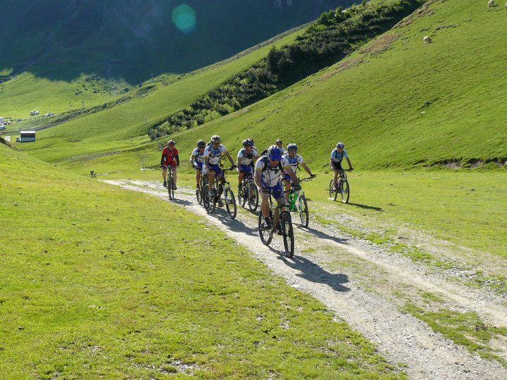 Sortie Club dans le secteur des Cols du Tourmalet, Aspin, Sencours, Beyrêde et Pic du Midi de Bigorre, le 11 juillet 2009.