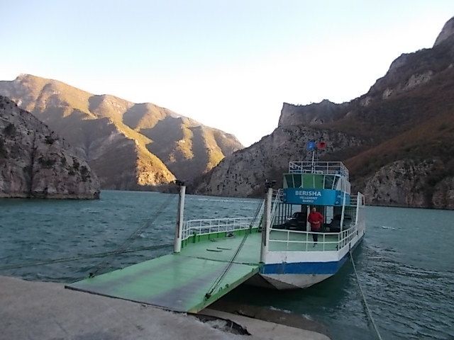 les premières vues de Shkoder,  l aller , le lac de Koman et le retour, 