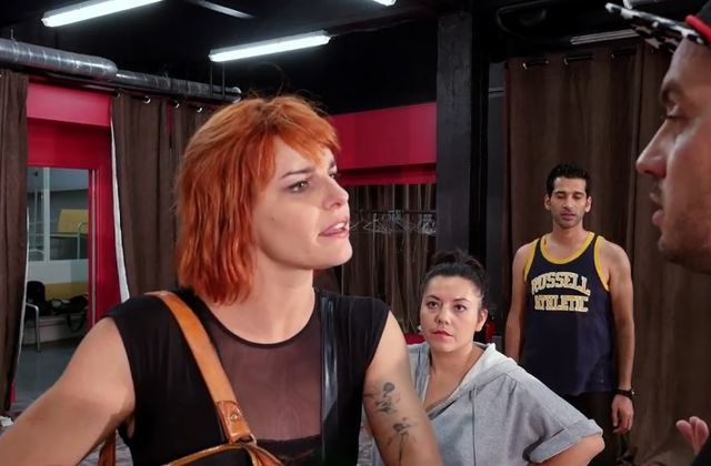 Fauve Hautot envoie du steack (sketch avec Jarry).