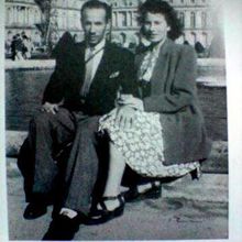 CHEIKH EL HASNAOUI ET DENISE au jardin luxembourg à paris