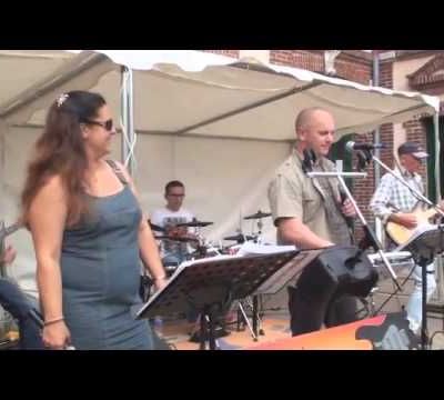 GIMME ALL YOUR LOVIN' par COVER HEAD BAND