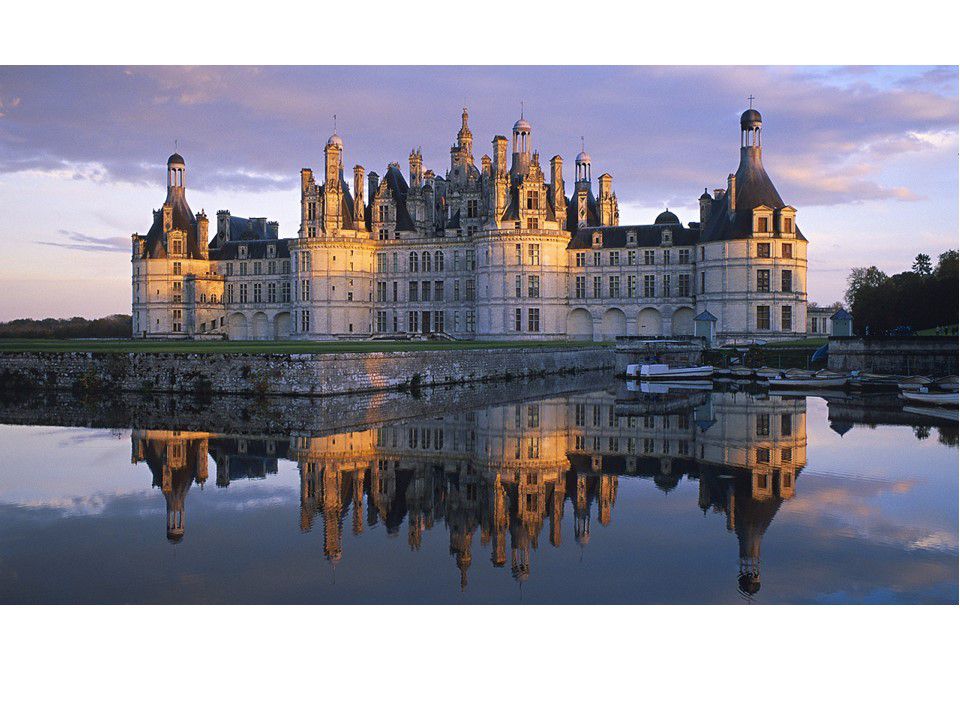 histoire et architecture des 3 ailes du chateau de Blois