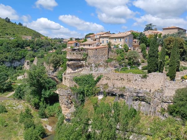 A 43 : de BIZES-MINERVOIS à CAUNES
