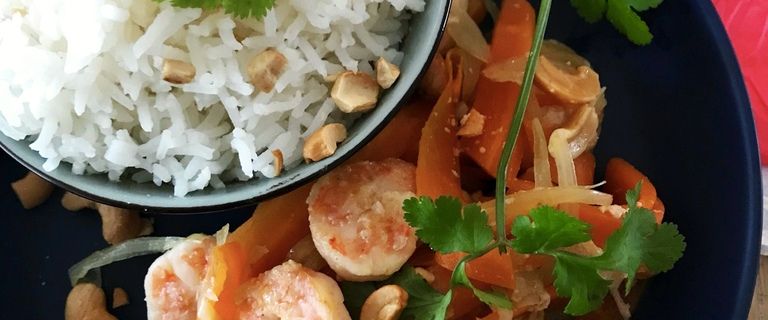 Crevettes sautées au noix de cajou