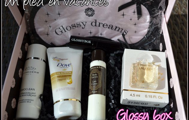 GlossyBox Un pied en vacances - Juillet 2012