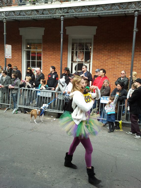 Première parade de notre premier carnaval.