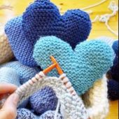 Coeurs au tricot ou au crochet