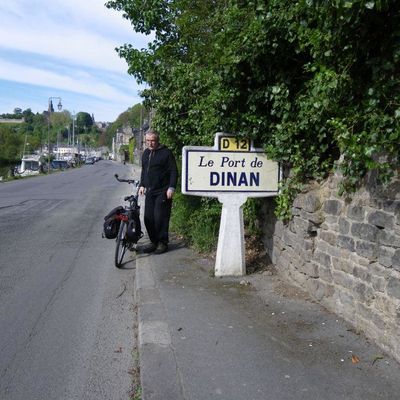 DINAN 1 VISITE A PIED