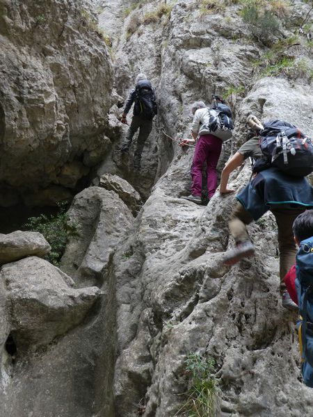 Lioux, La combe de Vaumale Le 13 04 2022 Animatrice Christine R