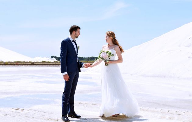 Mariage romantique à Aigues Mortes et ses superbes Salins