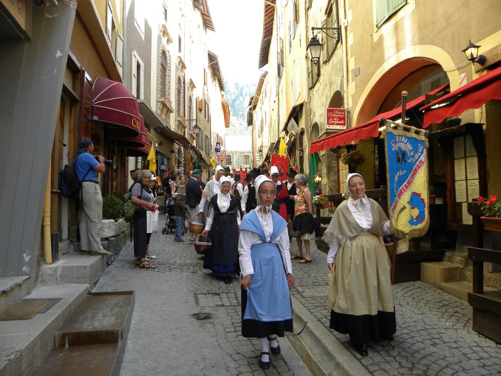 Album - Chants et traditions populaires des Alpes