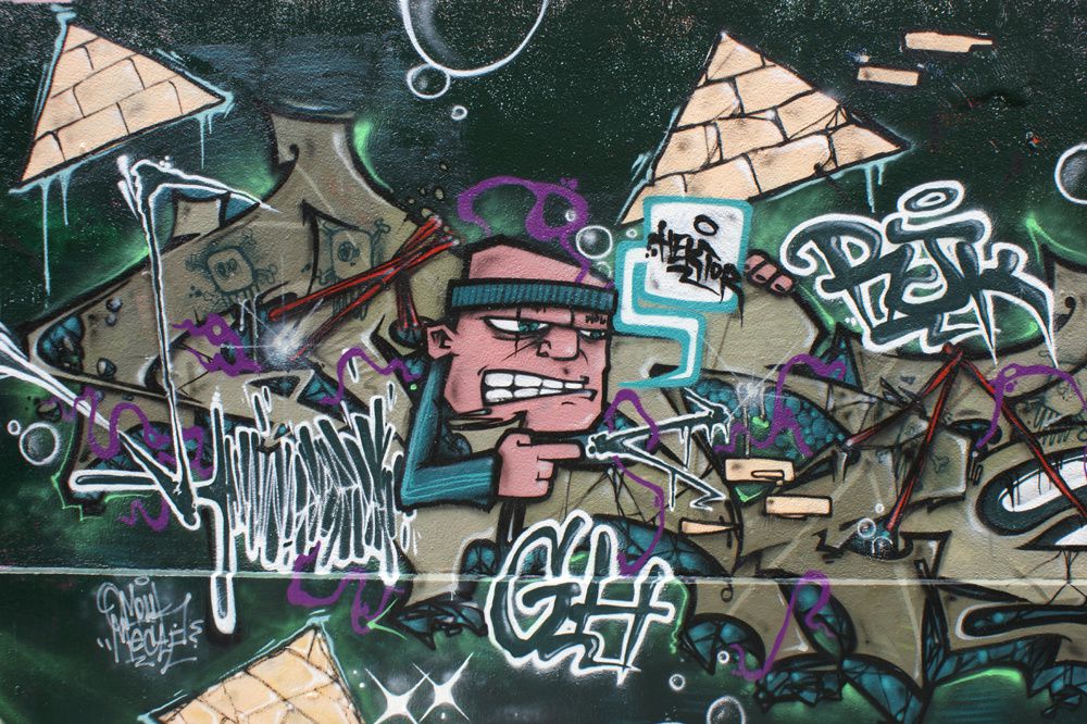 Album - Graffitis-Pyrenees-Story-022