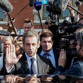 "Escroc!", "En prison!" Sarkozy hué à son arrivée à Tourcoing