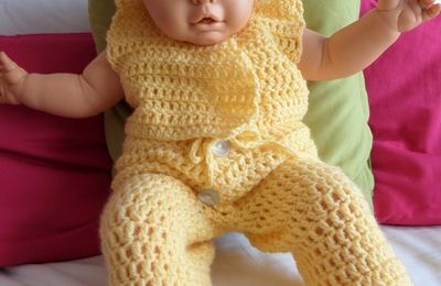 Un ensemble pour un grand poupon