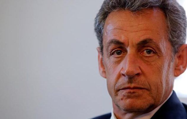 Nicolas Sarkozy et certains de ses proches ou ex-proches apparaissent dans plusieurs dossiers politico-financiers susceptibles d’entraver ses ambitions présidentielles pour 2017.