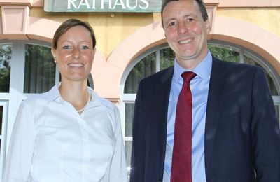 Aktualisiert: Eva Freifrau von Vietinghoff-Scheel mit sofortiger Wirkung als Vorständin des Kommunalunternehmens des Landkreises Würzburg abberufen