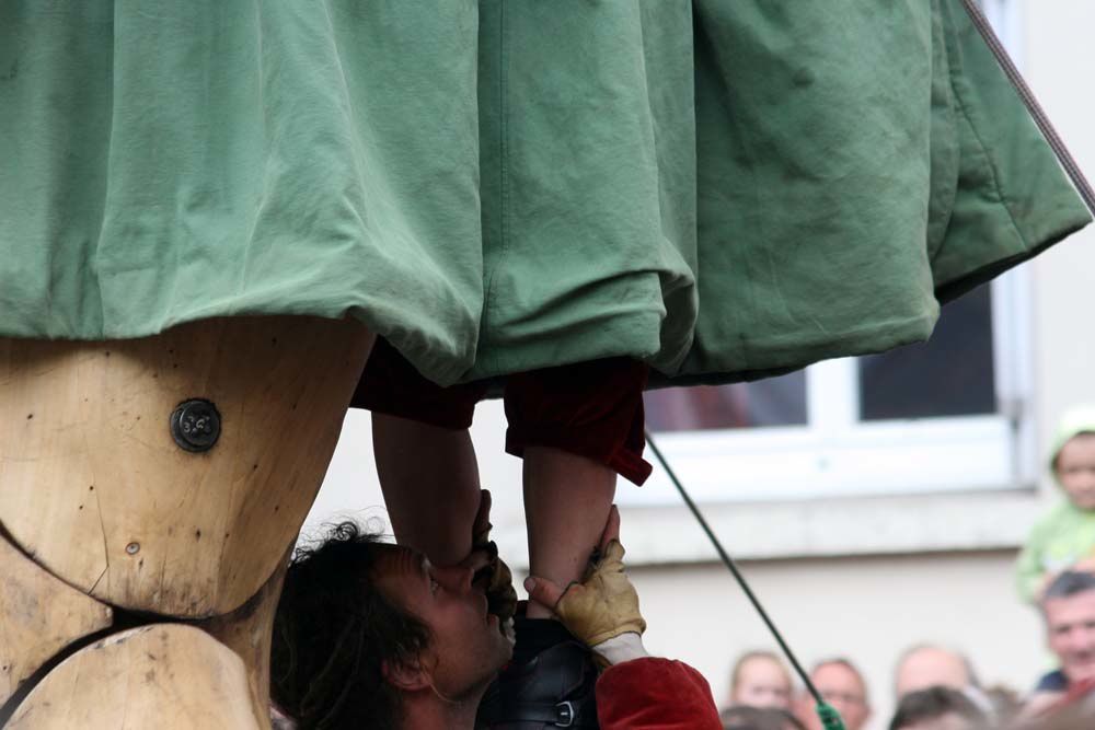 Les géants de Royal de Luxe dans les rues de Nantes 2009