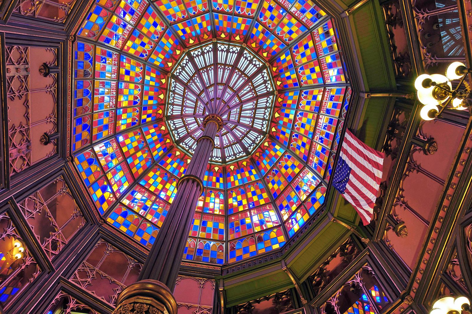 Baton Rouge Old State Capitol coupole