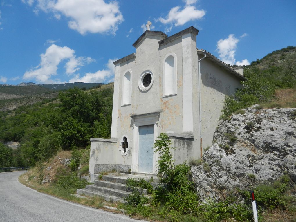 Qualche foto del paese e dei paesaggi
Quelque foto du village et des paysages