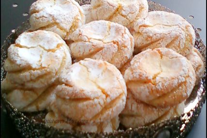 Mlowza / Gateaux d'amandes moelleux au zeste de citron / Gâteaux typiquement tetouanais