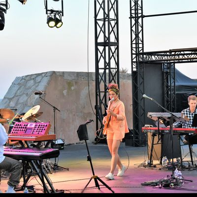 KINGA GLYK AU THEATRE DE LA MER A JAZZ A SETE LE 16/07/2023