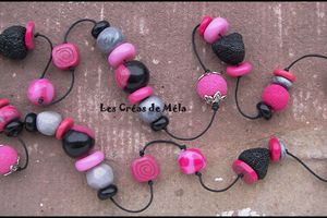 Parure tons rose/gris/noir