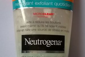 Neutrogena,Visibly Clear