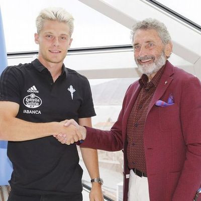  	 Jensen oficialmente xogador do Celta 