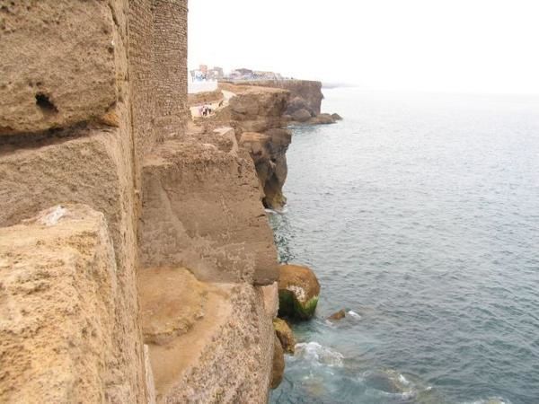 La ville industrielle (mais aussi spt de surf incontournable et très joli forteresse portugaise) de Safi. Méconnue, à tort !