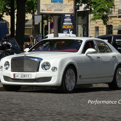 Bentley sapé de blanc