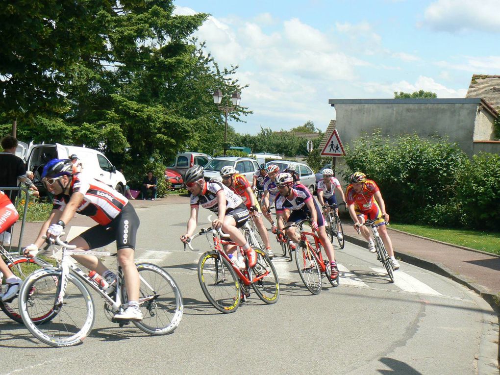 Albums photos des courses ufolep de Bois le Roy (27)