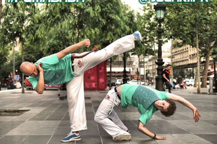 Démonstration de Capoeira à Paris pour la marque Puma, avec Jogaki