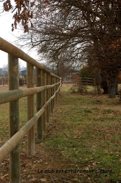 Découvrez toutes les installations du centre équestre de Labarthe sur Lèze