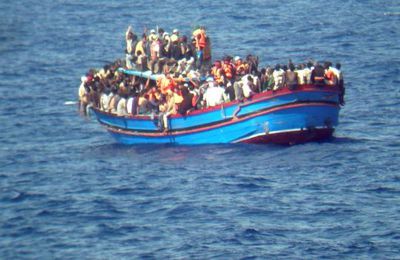 Italie : des migrants musulmans accusés d'avoir jeté à la mer des chrétiens