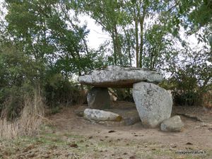 Dolmens et Menhirs de Vendée (85)