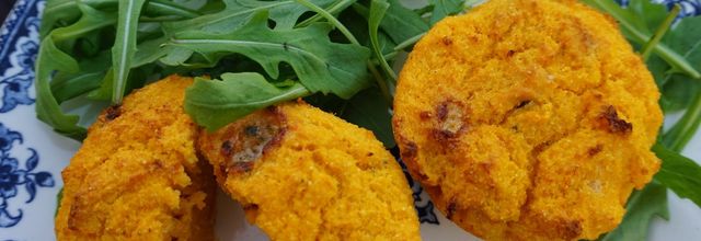 flans de polenta à la carotte et au roquefort
