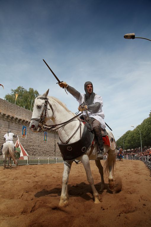 Fête Médiévale de Guerande 2011  fete medievale de guerande spectacle et défilé