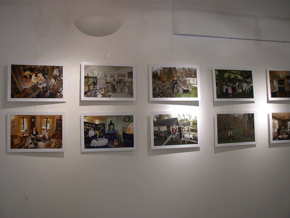 Portraits d'un village de forêt.