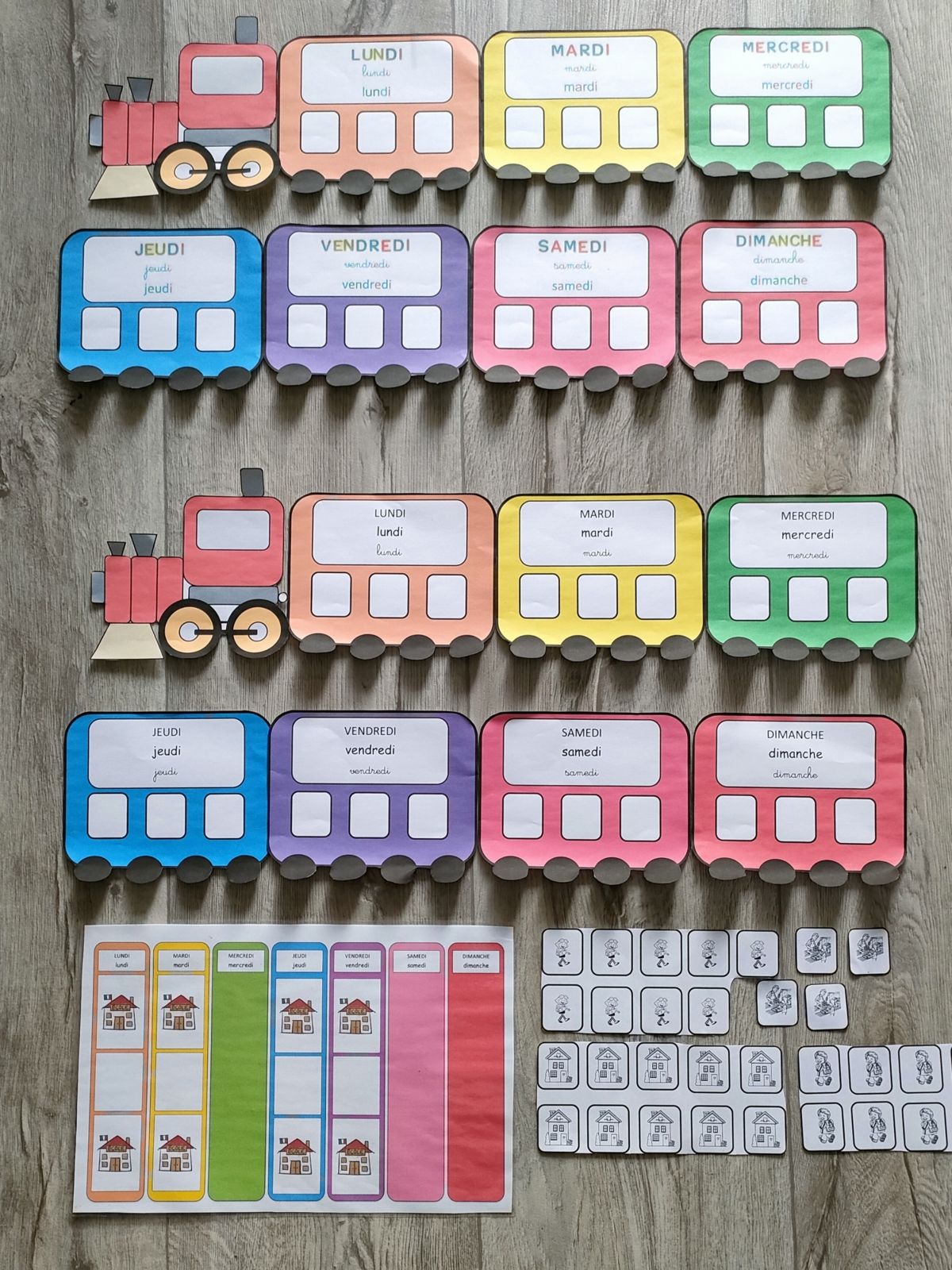 Train Des Jours De La Semaine à Colorier Le petit train de la semaine à imprimer gratuit - enfant bébé loisir