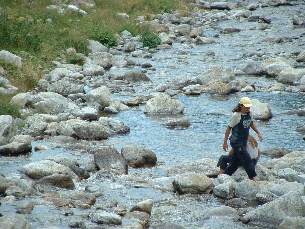 Photos d'activités dans la nature, montagne, campagne, rivière... Photos personnelles gratuites et libres de droits.