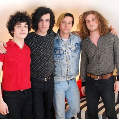 the seasons, un groupe de musique canadien originaire de la ville de québec dans un style indie-pop, folk-rock